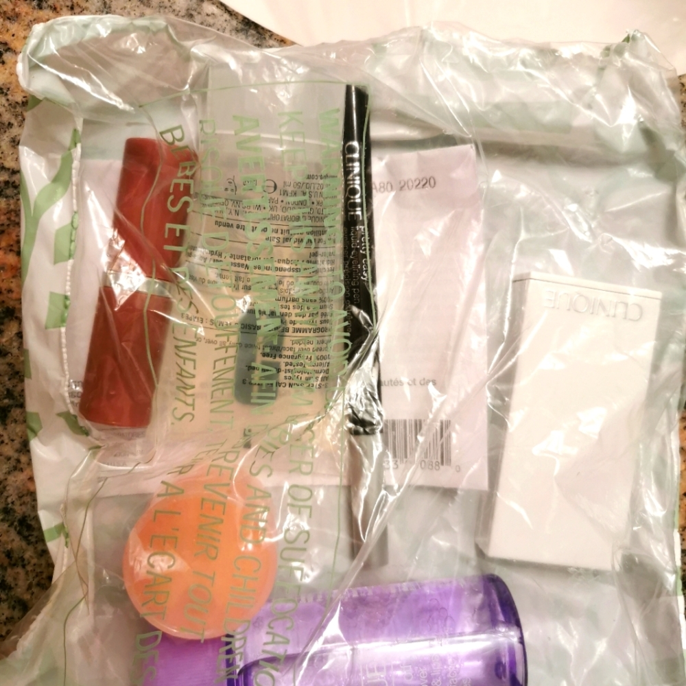 Brand new Clinique bundle 6 piece